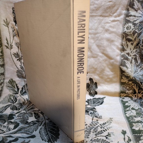 📚 Marilyn Monroe (A Life in Pictures) - Picture 4 of 16